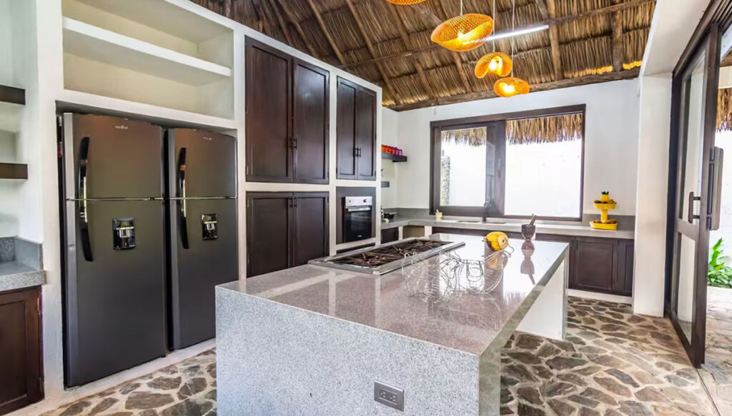 senda beach house tayrona cocina equipada