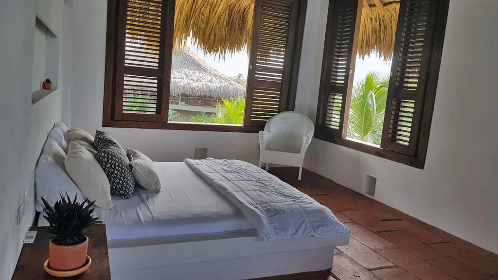 habitación deluxe vista al mar senda casa tayrona los naranjos 5