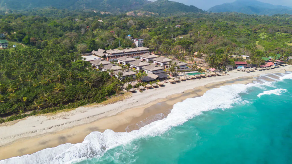 exterior senda kokkos beach