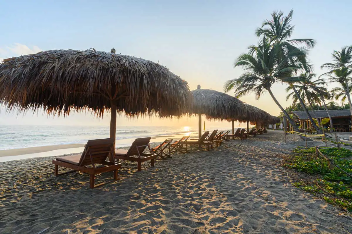atardecer-senda-kokkos-beach