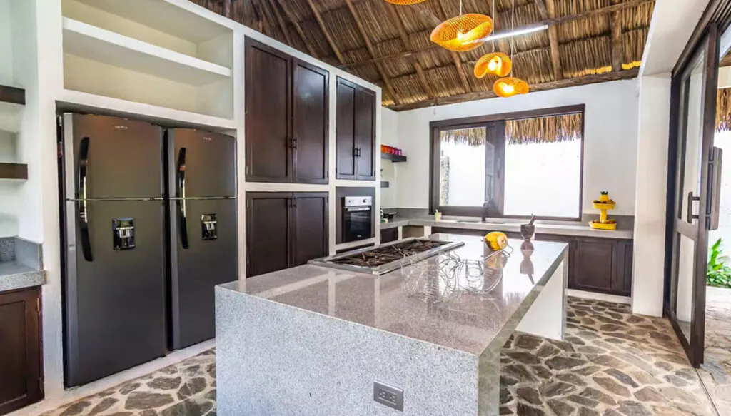 senda beach house tayrona cocina equipada