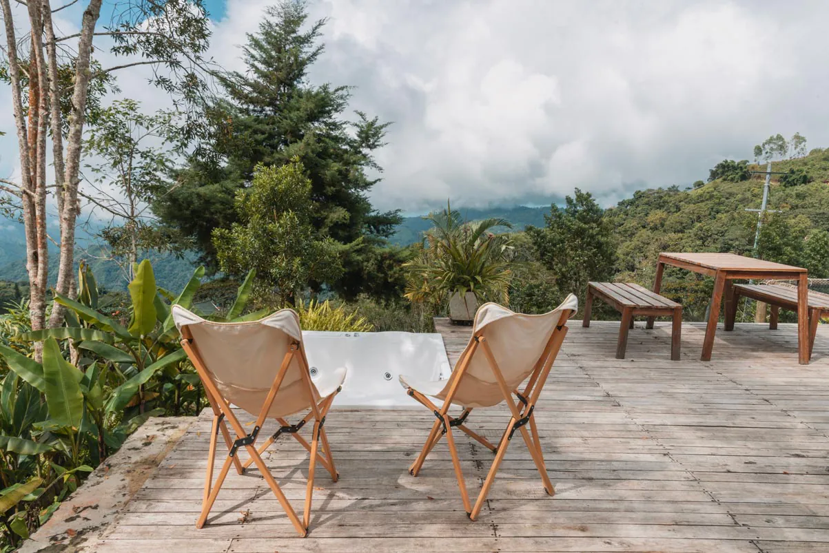 nido tucan terraza con jacuzzi